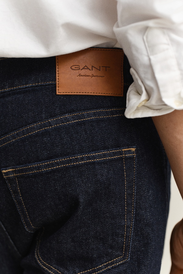 Slim Fit Clean Wash Jeans