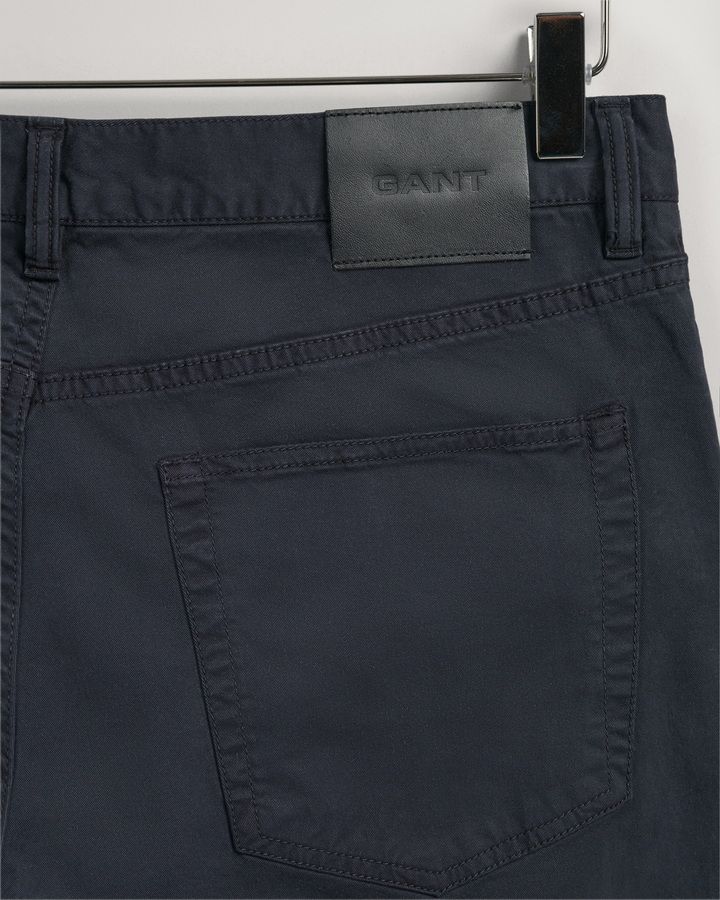 Hayes Slim Fit Retro Shield Jeans