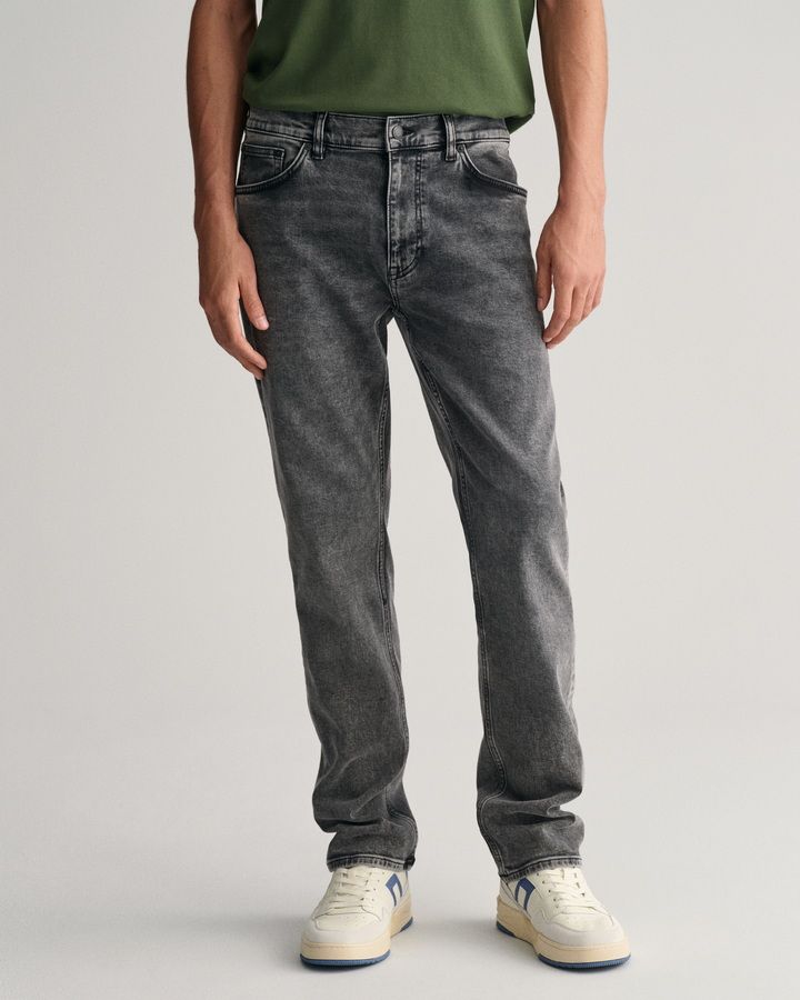 REGULAR GANT BLACK WASH JEANS