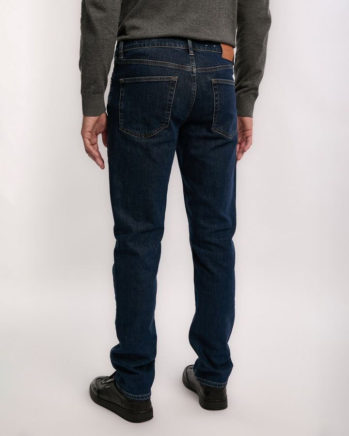 Slim Fit Clean Wash Jeans