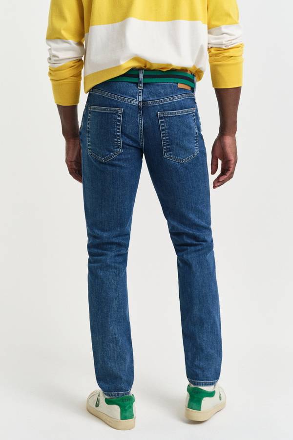 Slim Fit Clean Wash Jeans