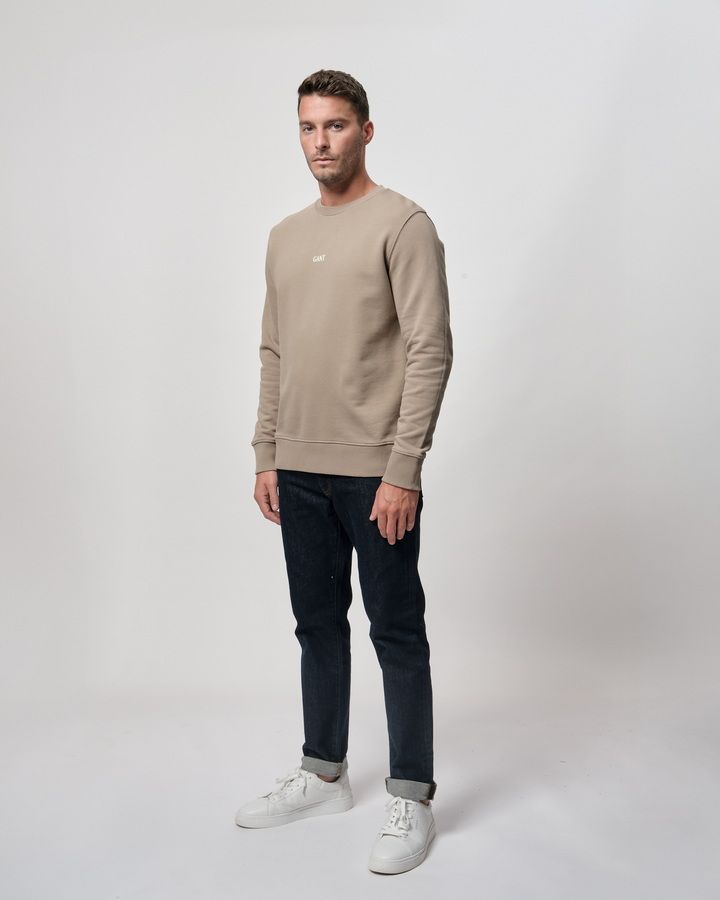 Small Graphic C-Neck