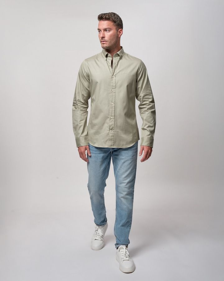 Slim Fit Pinpoint Oxford Shirt