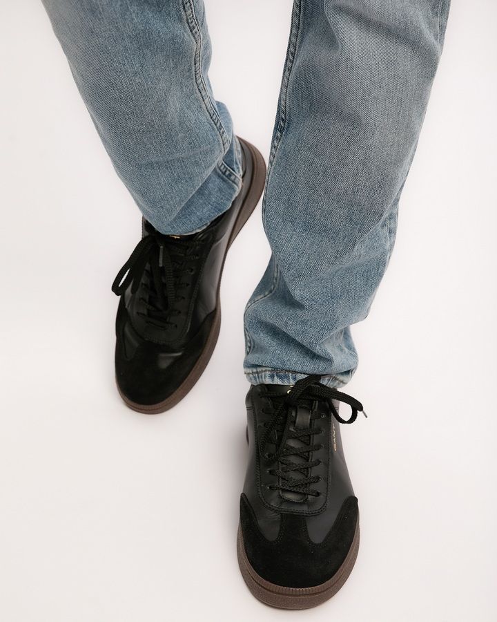 Cuzmo Leather Sneakers