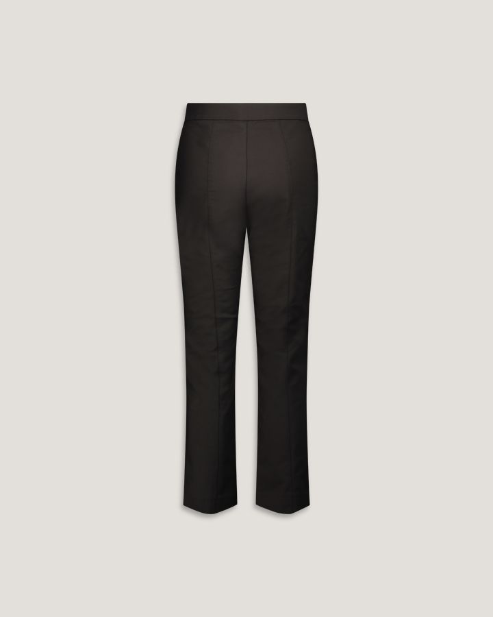 Cropped pintuck slack