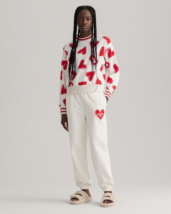 CV. COLLEGIATE HEART SWEAT PANTS