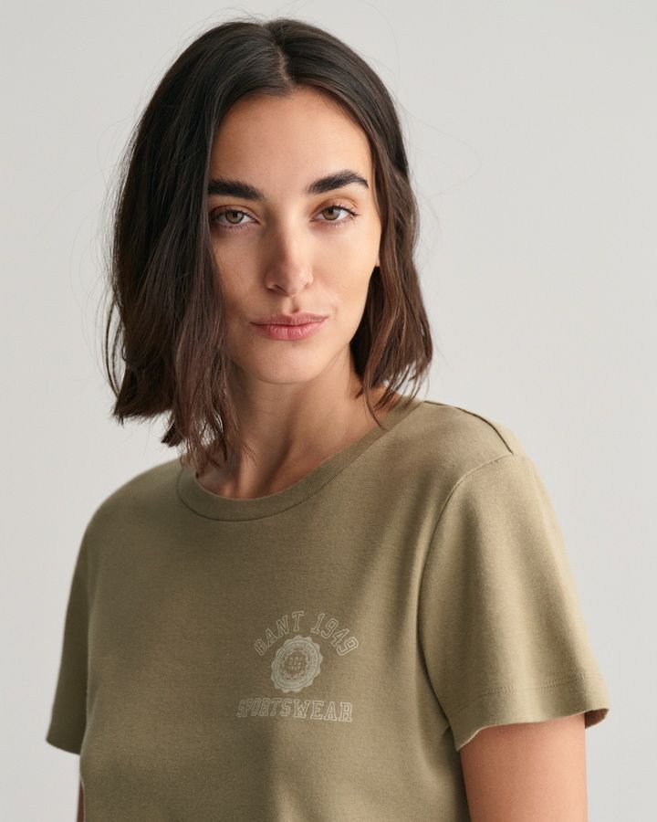 Crest Graphic T-Shirt