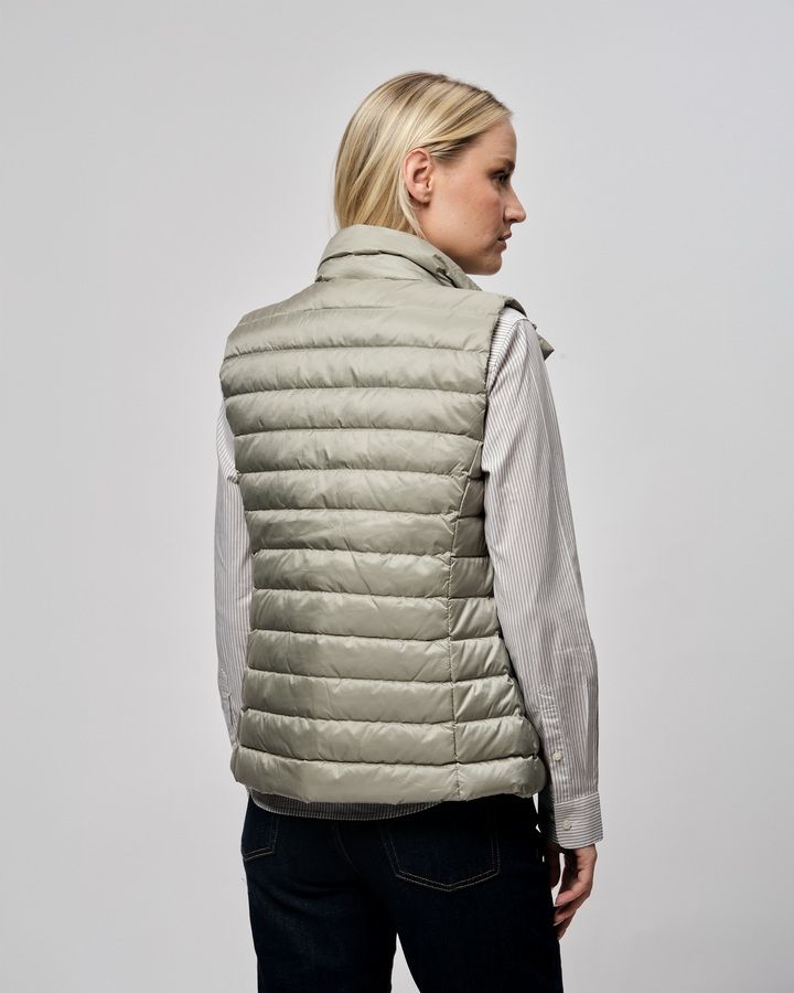 Light Down Vest