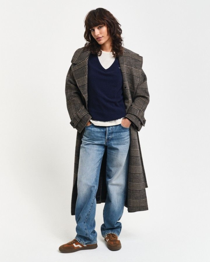 Extra Fine Lambswool V-Neck Sweater