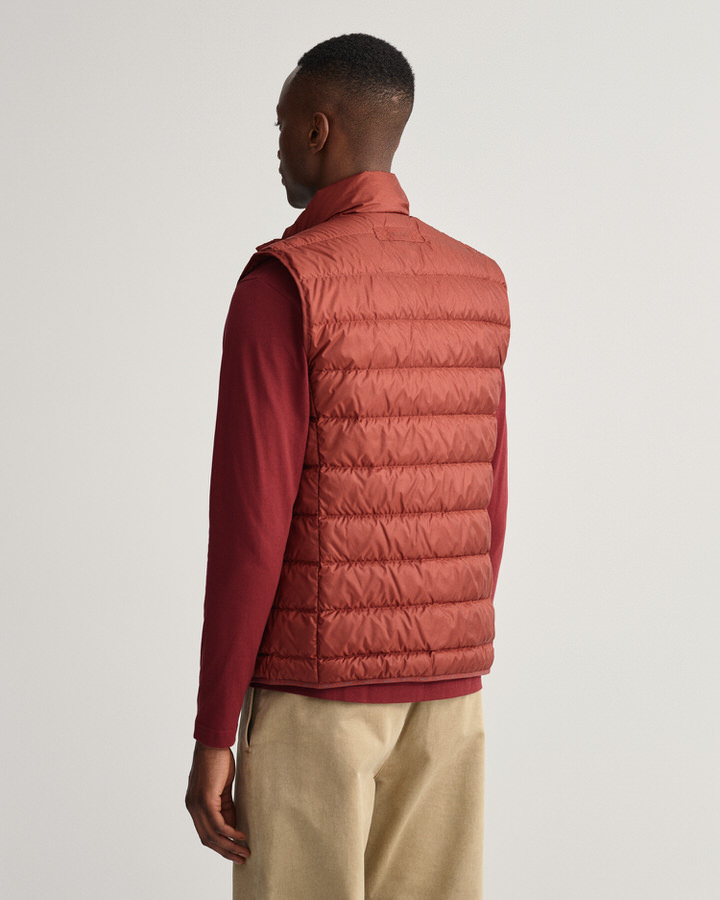 THE LIGHT DOWN GILET