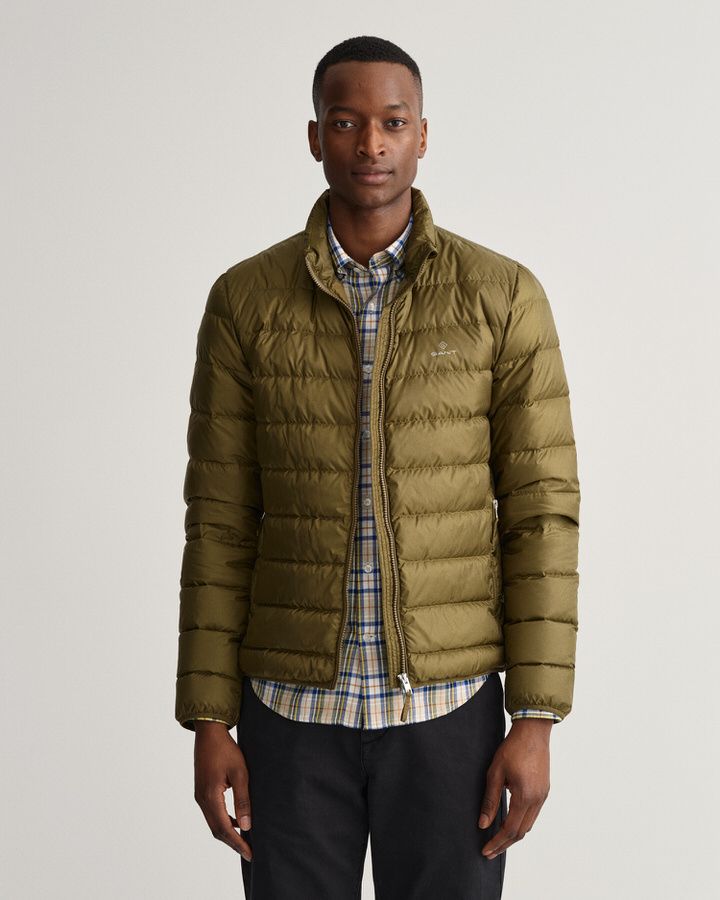 THE LIGHT DOWN JACKET