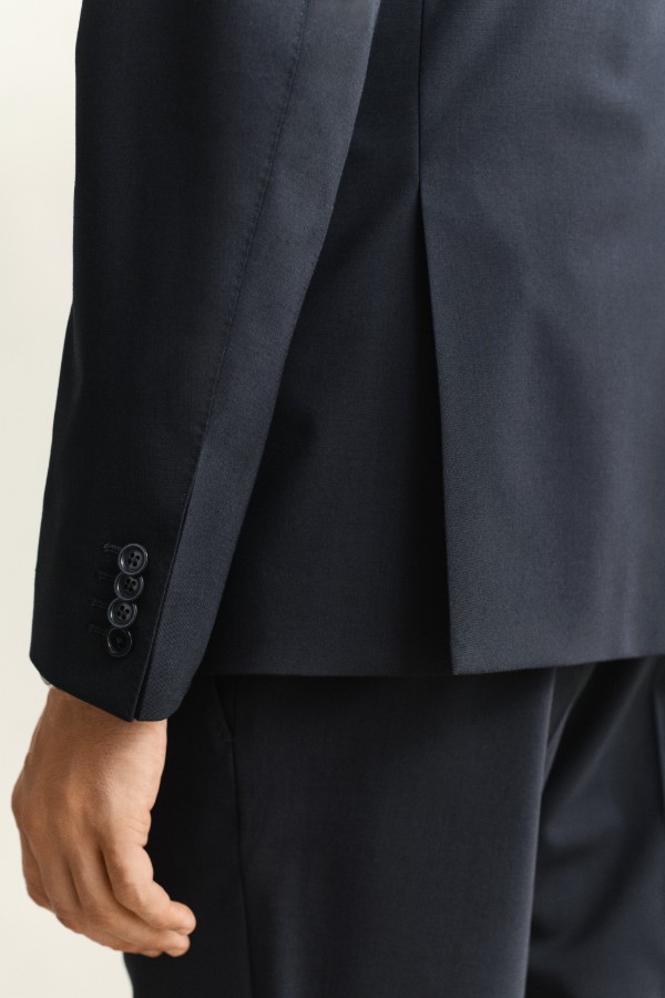 SUIT JACKET